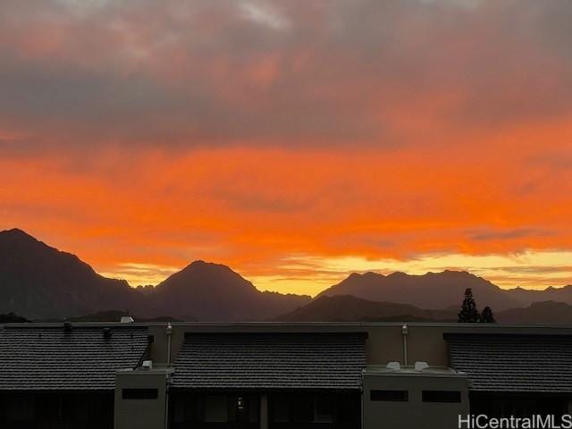 389 Kaelepulu Dr Unit 1501, Kailua, HI 96734 - view of mountain background