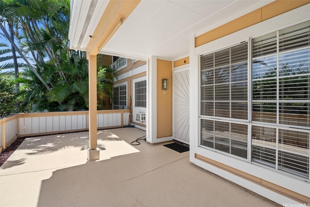 306 Mananai Pl Unit 4D, Honolulu, HI 96818 - view of patio / terrace