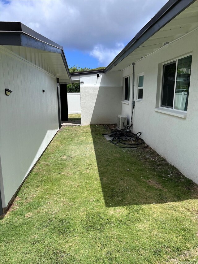 612 Ainapo St, Honolulu, HI 96825 - view of grassy yard