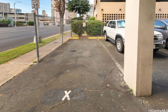 2488 Kapiolani Blvd Unit 203, Honolulu, HI 96826 - view of uncovered parking lot