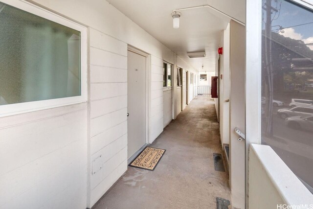 2488 Kapiolani Blvd Unit 203, Honolulu, HI 96826 - hall featuring concrete floors