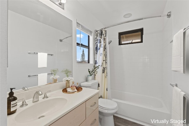 95-1039 Palamoa St Unit 107, Mililani, HI 96789 - bathroom featuring vanity, shower / tub combo with curtain, toilet, and wood finished floors