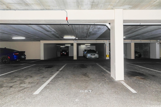 1717 Mott Smith Dr Unit 707, Honolulu, HI 96822 - view of parking deck
