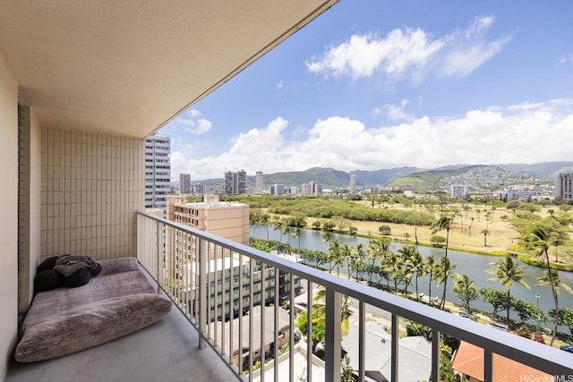 2452 Tusitala St Unit 1207, Honolulu, HI 96815 - balcony with a water and mountain view and a view of city