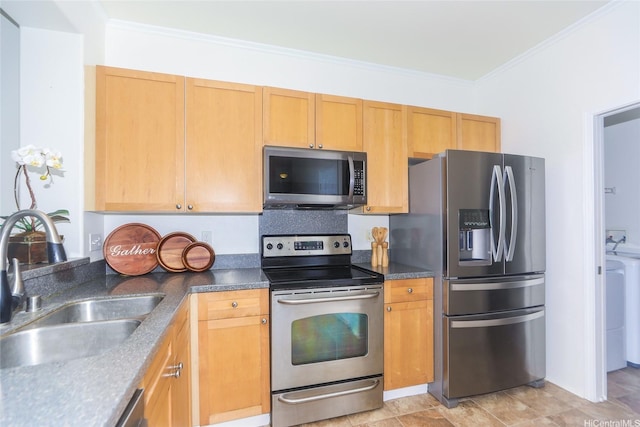 91-1200 Keaunui Dr Unit 400, Ewa Beach, HI 96706 - kitchen with appliances with stainless steel finishes, a sink, and ornamental molding