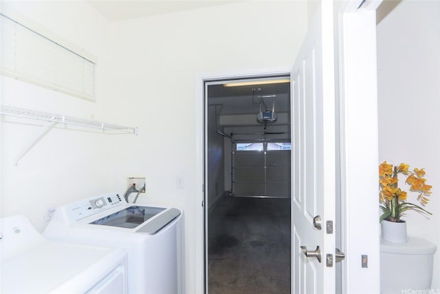 91-1200 Keaunui Dr Unit 400, Ewa Beach, HI 96706 - laundry room with washer and clothes dryer