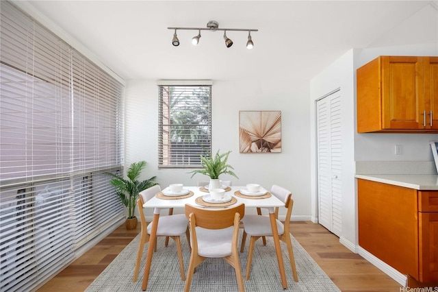 94-391 Kaholo St Unit 88, Mililani, HI 96789 - dining area with light wood finished floors