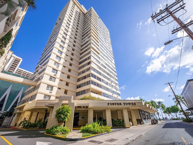 2500 Kalakaua Ave Unit 504, Honolulu, HI 96815 - view of property