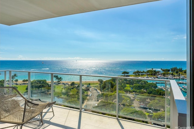 1118 Ala Moana Blvd Unit 1000, Honolulu, HI 96814 - balcony featuring a water view