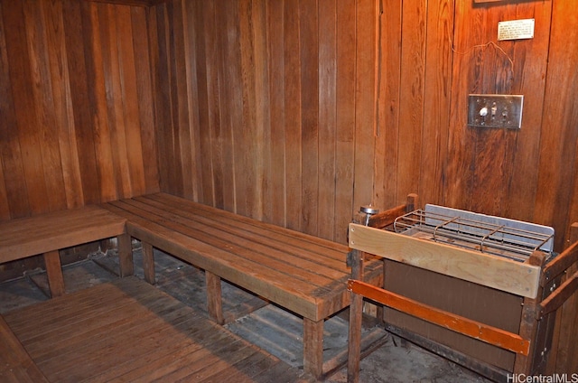2345 Ala Wai Blvd Unit 1805, Honolulu, HI 96815 - relaxing sauna with wood walls