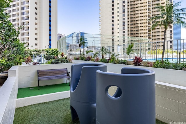 469 Ena Rd Unit 901, Honolulu, HI 96815 - view of surrounding community