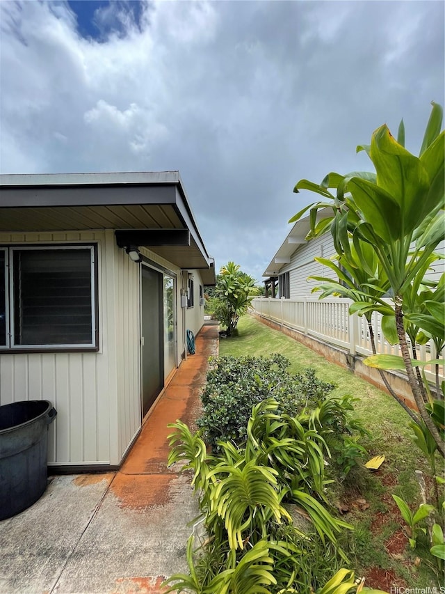 1676 Hoonipo St, Pearl City, HI 96782 - view of side of property