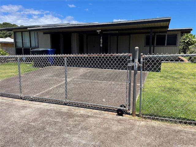 1676 Hoonipo St, Pearl City, HI 96782 - view of stable