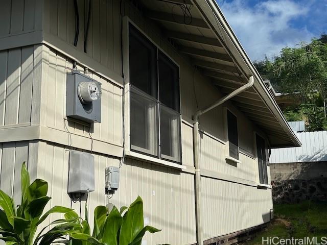 1846 Kilohi St, Honolulu, HI 96819 - view of property exterior