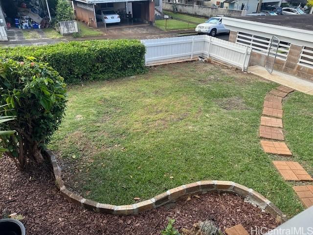 1846 Kilohi St, Honolulu, HI 96819 - view of yard