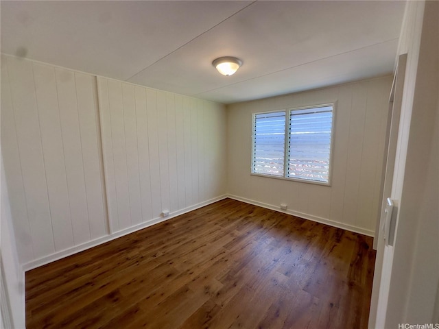 1846 Kilohi St, Honolulu, HI 96819 - unfurnished room featuring dark wood finished floors and baseboards