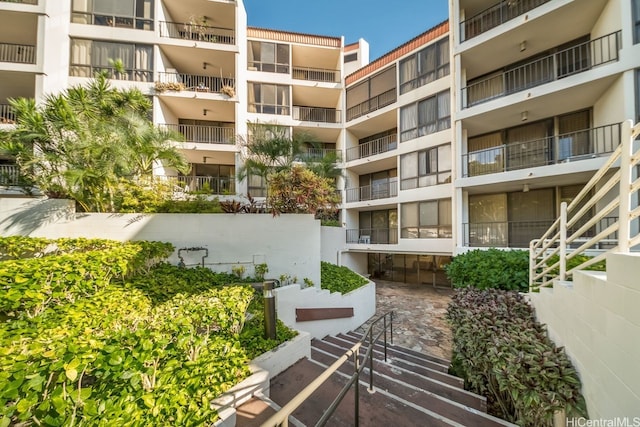 3138 Waialae Ave Unit 230, Honolulu, HI 96816 - view of apartment building / complex
