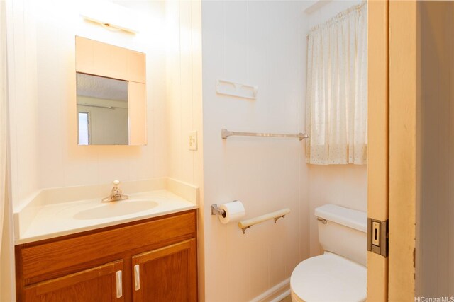 1157 Ala Aloalo St, Honolulu, HI 96818 - bathroom with toilet and vanity