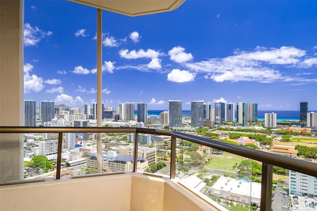1221 Victoria St Unit 3205, Honolulu, HI 96814 - balcony with a view of skyline