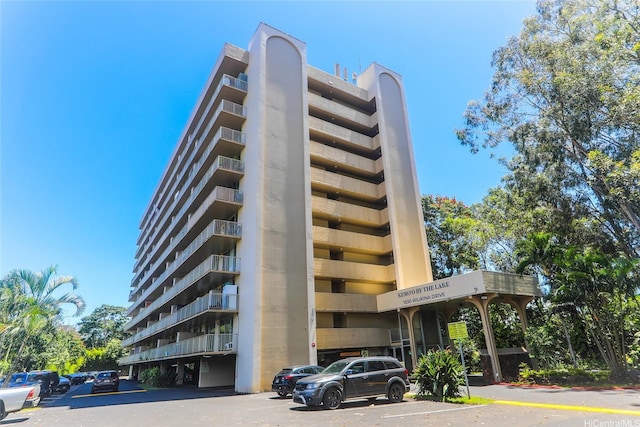 1830 Wilikina Dr Unit 1006, Wahiawa, HI 96786 - view of property with uncovered parking