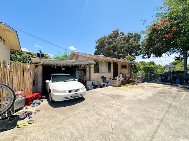 1039 Wong Ln, Honolulu, HI 96817 - view of front of property with concrete driveway