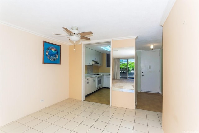1717 Ala Wai Blvd Unit 303, Honolulu, HI 96815 - unfurnished room with a ceiling fan and ornamental molding