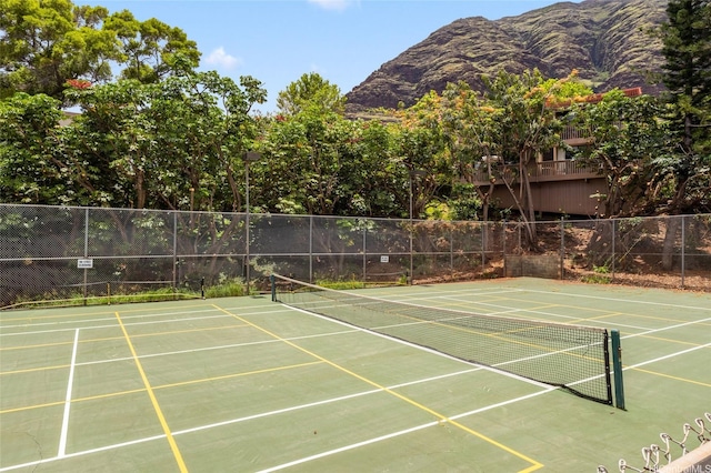 84-707 Kiana Pl Unit 107B, Waianae, HI 96792 - view of tennis court featuring a mountain view