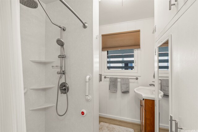 1614 Hoolulu Rd, Wahiawa, HI 96786 - bathroom with a shower, vanity, and wood finished floors