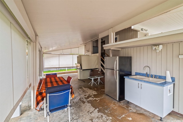 1614 Hoolulu Rd, Wahiawa, HI 96786 - exterior space with a sink