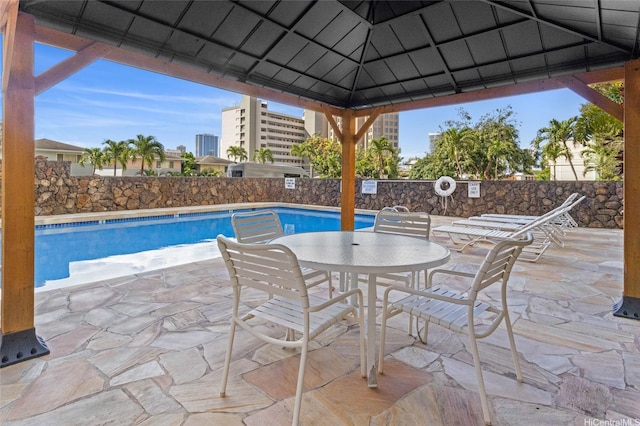 1050 Kinau St Unit 301, Honolulu, HI 96814 - community pool with a gazebo and a patio area