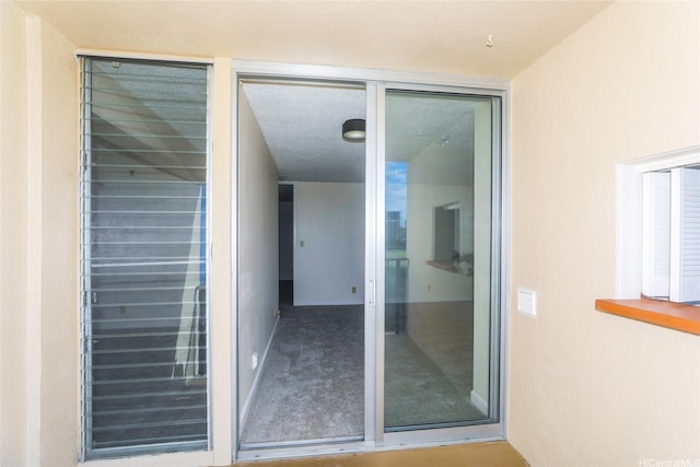 2916 Date St Unit 10I, Honolulu, HI 96816 - property entrance featuring stucco siding