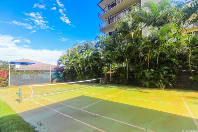 2916 Date St Unit 10I, Honolulu, HI 96816 - view of tennis court featuring community basketball court