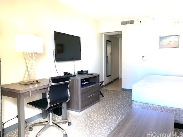 1850 Ala Moana Blvd Unit 819, Honolulu, HI 96815 - office featuring baseboards and carpet