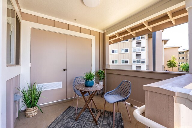 91-1019 Kamaaha Ave Unit 1006, Kapolei, HI 96707 - view of balcony