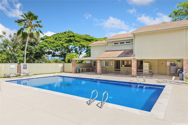 44-374 Olina St Unit 1, Kaneohe, HI 96744 - view of pool with a patio area
