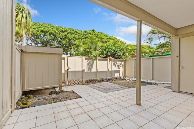 44-374 Olina St Unit 1, Kaneohe, HI 96744 - fenced backyard featuring a patio