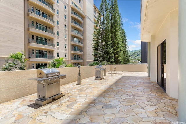 1760 S Beretania St Unit 15B, Honolulu, HI 96826 - view of patio featuring grilling area