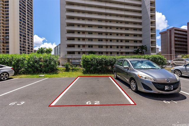 909 Ala Nanala St Unit 1401, Honolulu, HI 96818 - view of uncovered parking lot