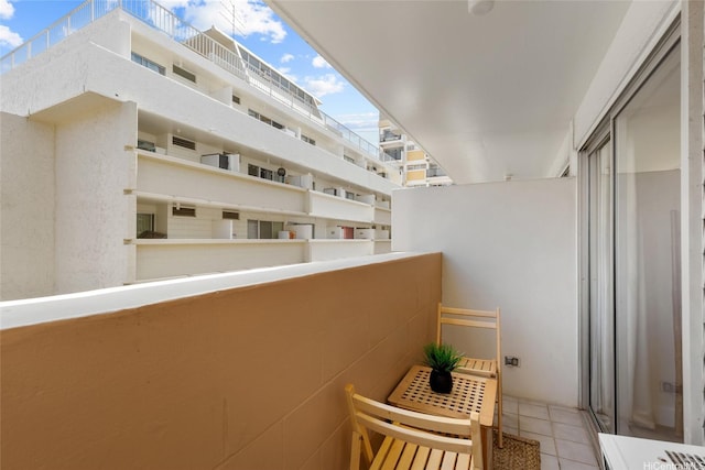 2450 Prince Edward St Unit 1006A, Honolulu, HI 96815 - view of balcony