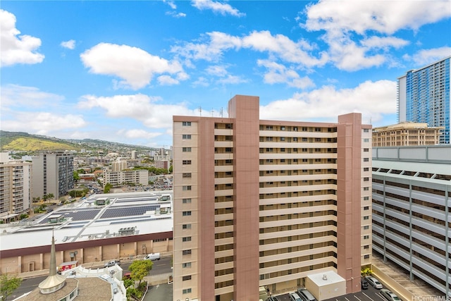 747 Amana St Unit 1607, Honolulu, HI 96814 - view of building exterior with a city view