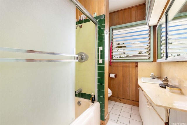 146 Kaluamoo St, Kailua, HI 96734 - full bathroom with toilet, vanity, tile patterned floors, and enclosed tub / shower combo