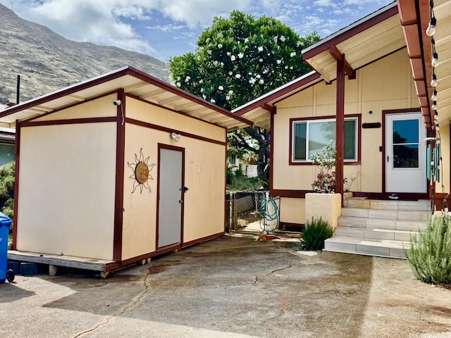 790 Ipuai St, Honolulu, HI 96825 - view of shed featuring a mountain view