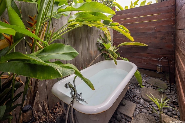 59-029 Huelo St, Haleiwa, HI 96712 - bathroom view of a freestanding tub