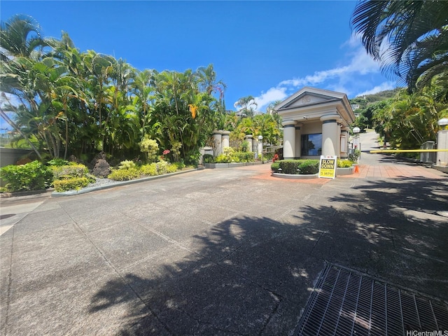 5442 Poola St, Honolulu, HI 96821