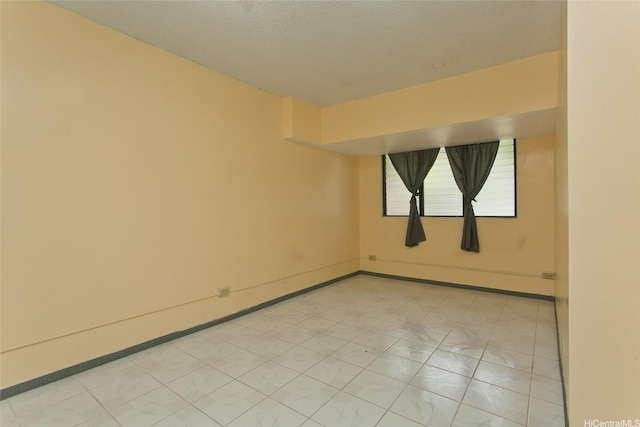 98-364 Kaonohi St Unit 11386, Aiea, HI 96701 - unfurnished room with baseboards and light flooring