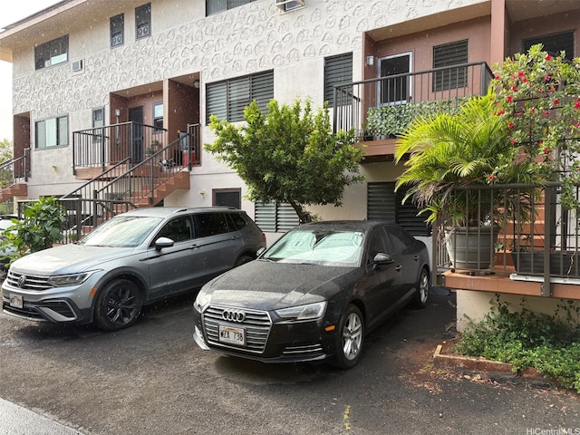 98-364 Kaonohi St Unit 11386, Aiea, HI 96701 - view of car parking with stairway