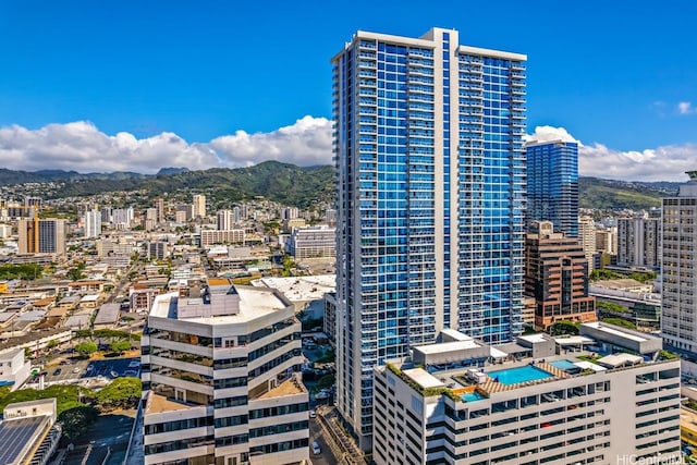 1391 Kapiolani Blvd Unit 3402, Honolulu, HI 96814 - view of city featuring a mountainous background