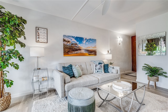 1002 S Kihei Rd Unit 205, Kihei, HI 96753 - living area featuring wood finished floors and baseboards
