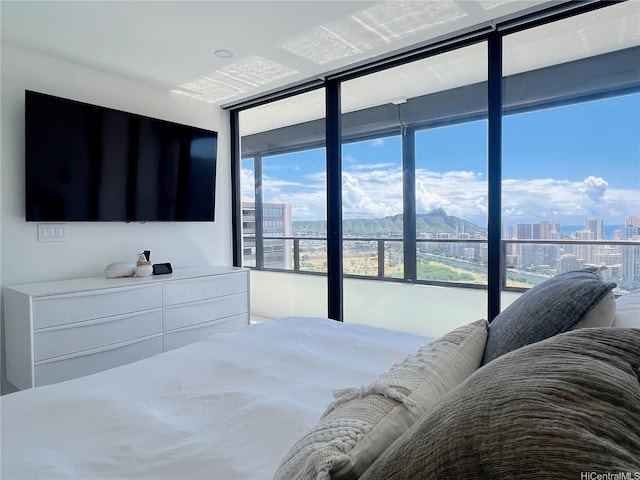 581 Kamoku St Unit 3906, Honolulu, HI 96826 - bedroom with a city view and a mountain view