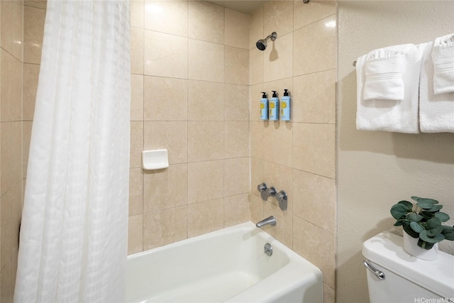 2045 Kalakaua Ave Unit 618, Honolulu, HI 96815 - bathroom featuring shower / bath combo and toilet